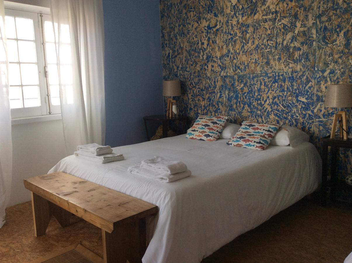 Marina Lounge Hostel ปอนตาเดลกาดา ภายนอก รูปภาพ
