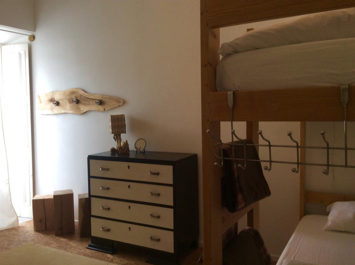 Marina Lounge Hostel ปอนตาเดลกาดา ภายนอก รูปภาพ