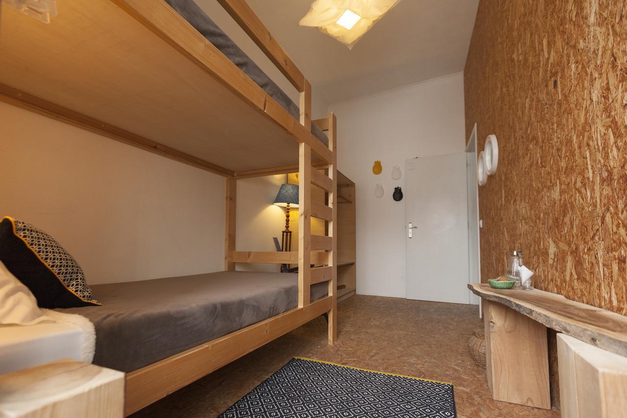 Marina Lounge Hostel ปอนตาเดลกาดา ภายนอก รูปภาพ